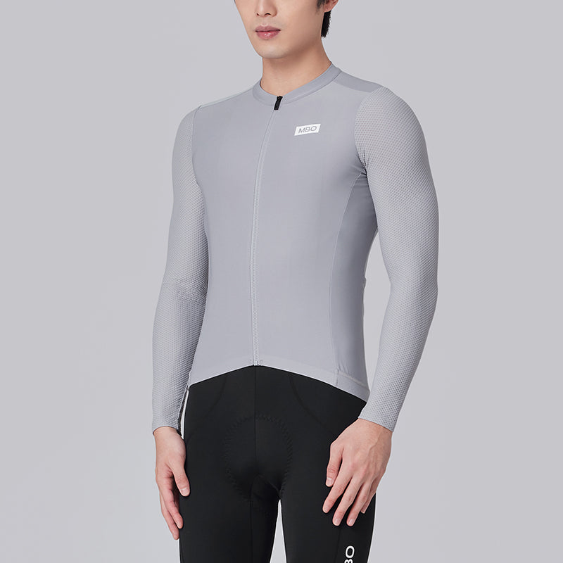 Exploring the Benefits of Men's Prime Training LS Jersey for Gym Enthusiasts