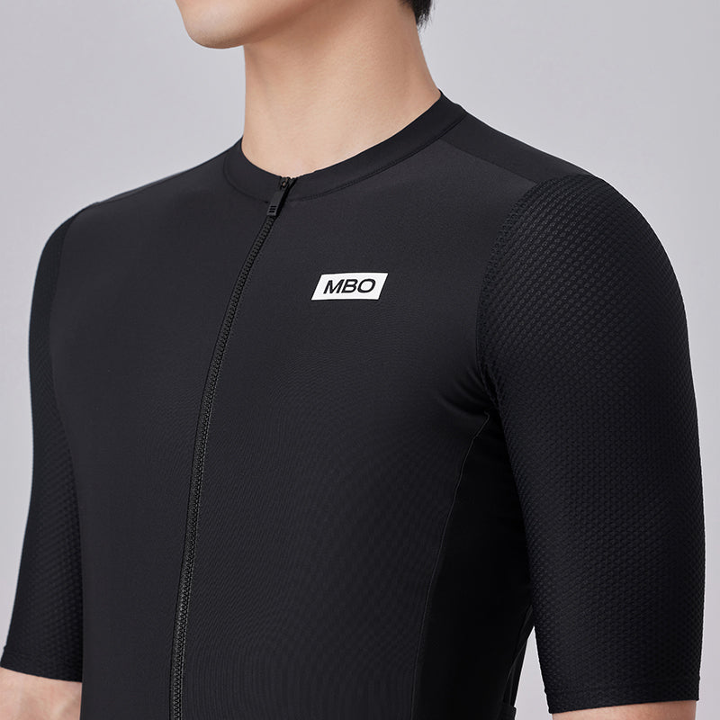 A Technical Breakdown of the C001 Training Jersey for Men