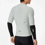 AA160 Present Thermal Arm Warmers MBO