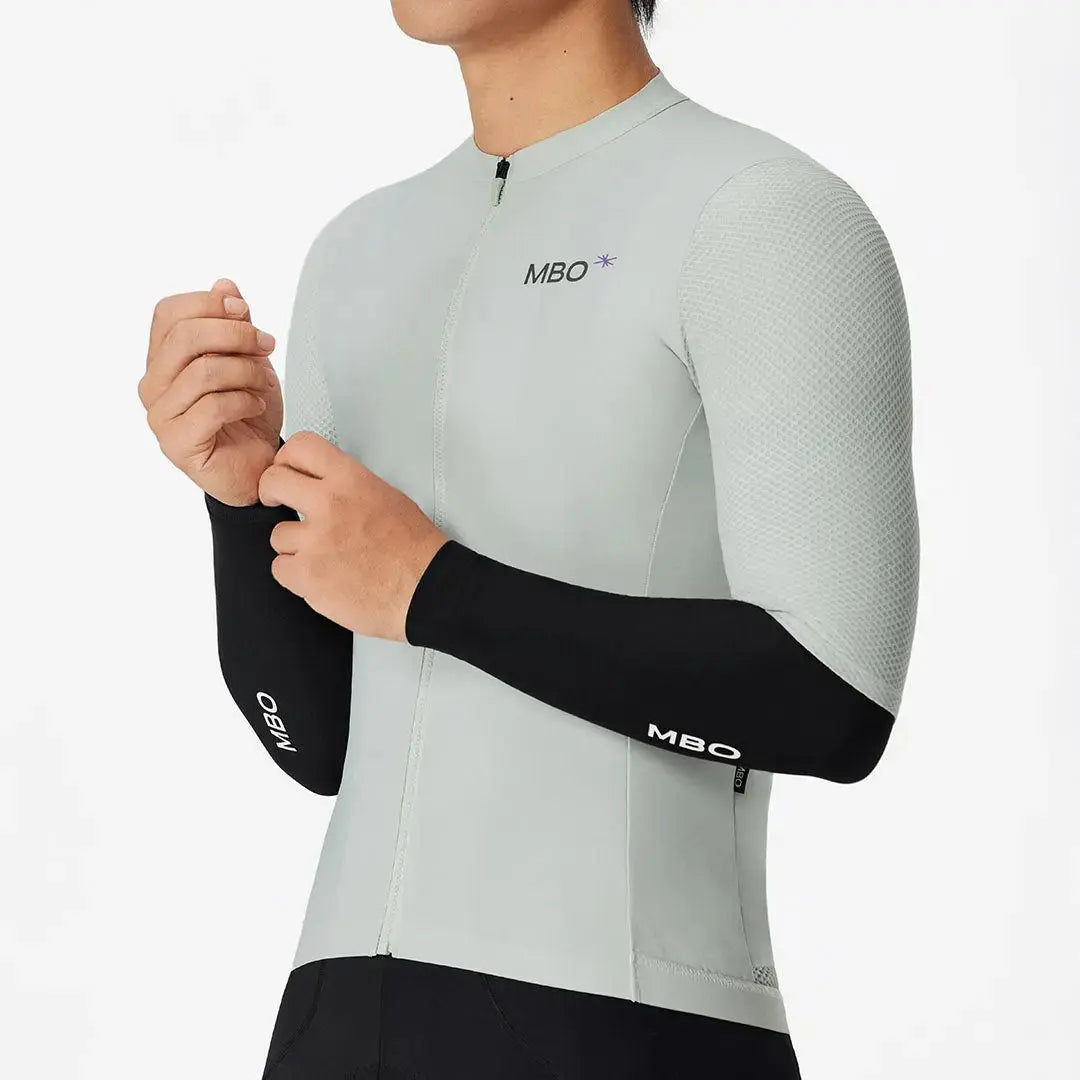 AA160 Present Thermal Arm Warmers MBO